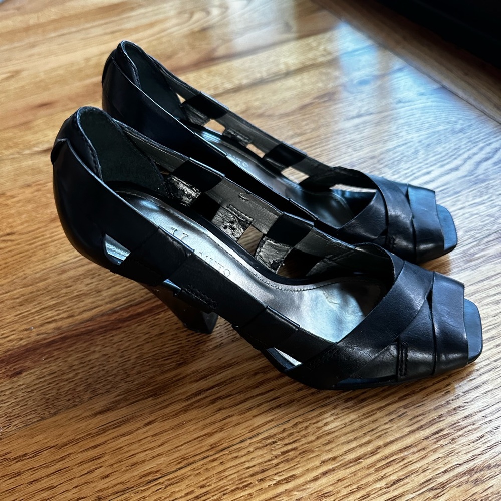 Vince Camuto Peep Toe Black Sandal Wedge Pump Size 6